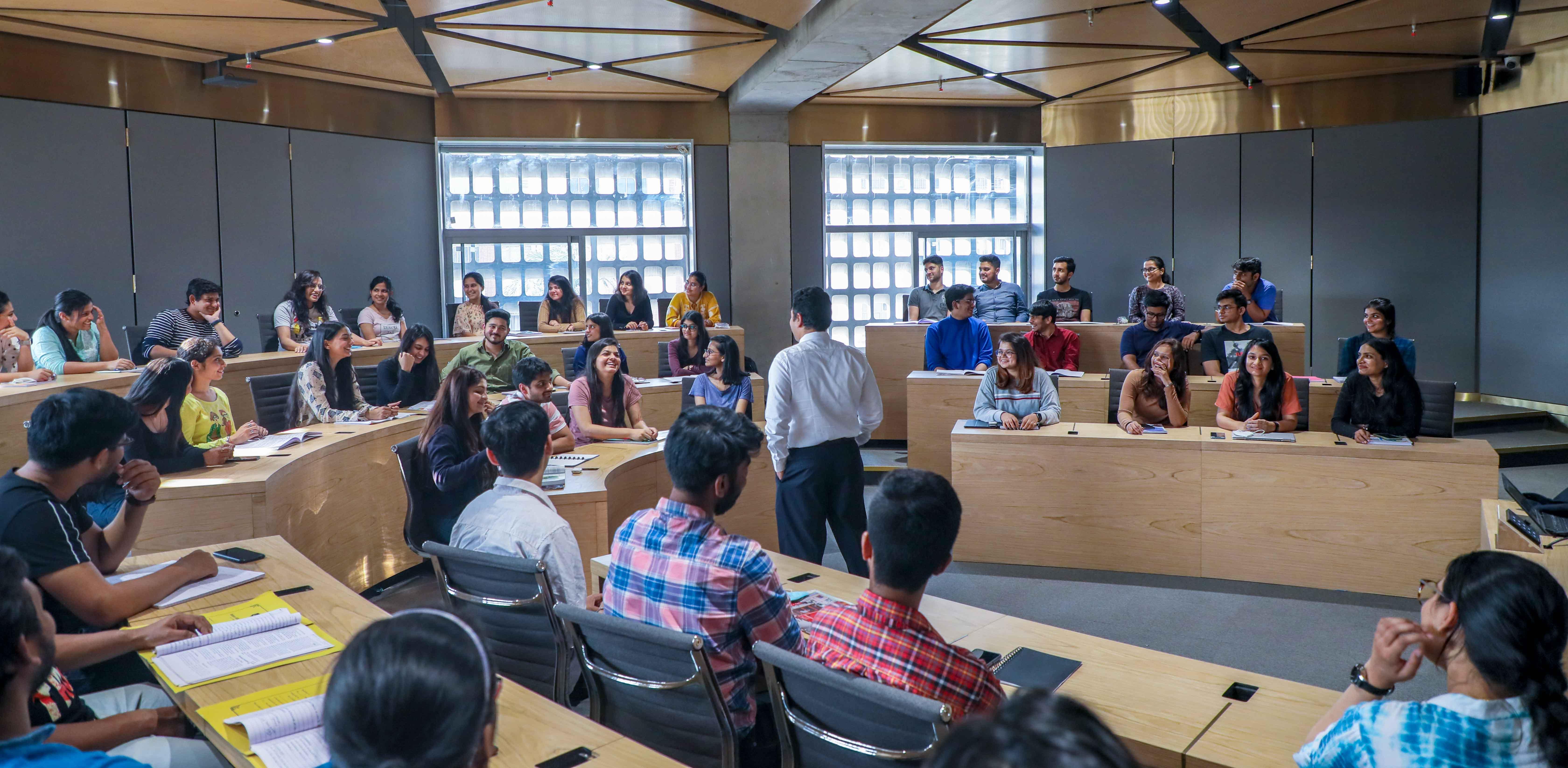 DY Patil  Patil, VPSM Classrooms photo 7